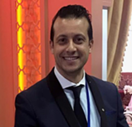 younes outarid General manager of smart view travel agency